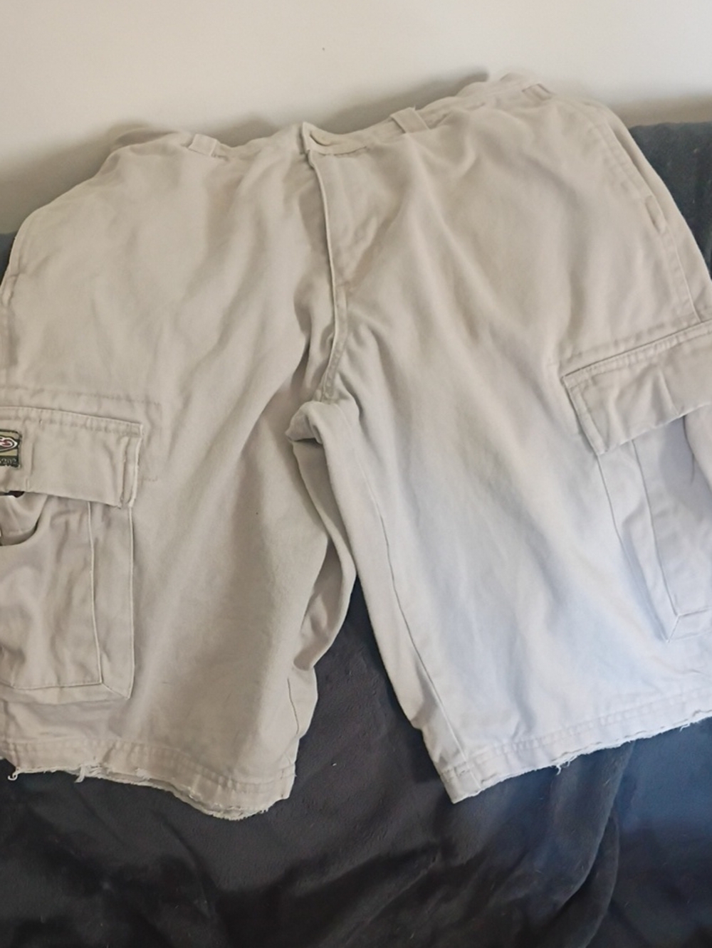 Pipes Men's Cargo Shorts in Light Beige